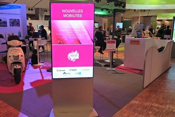 Totem d'affichage